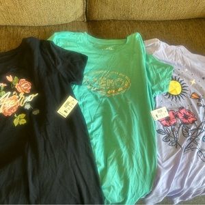 Set of three - Aéropostale Tshirts - Girls size Large